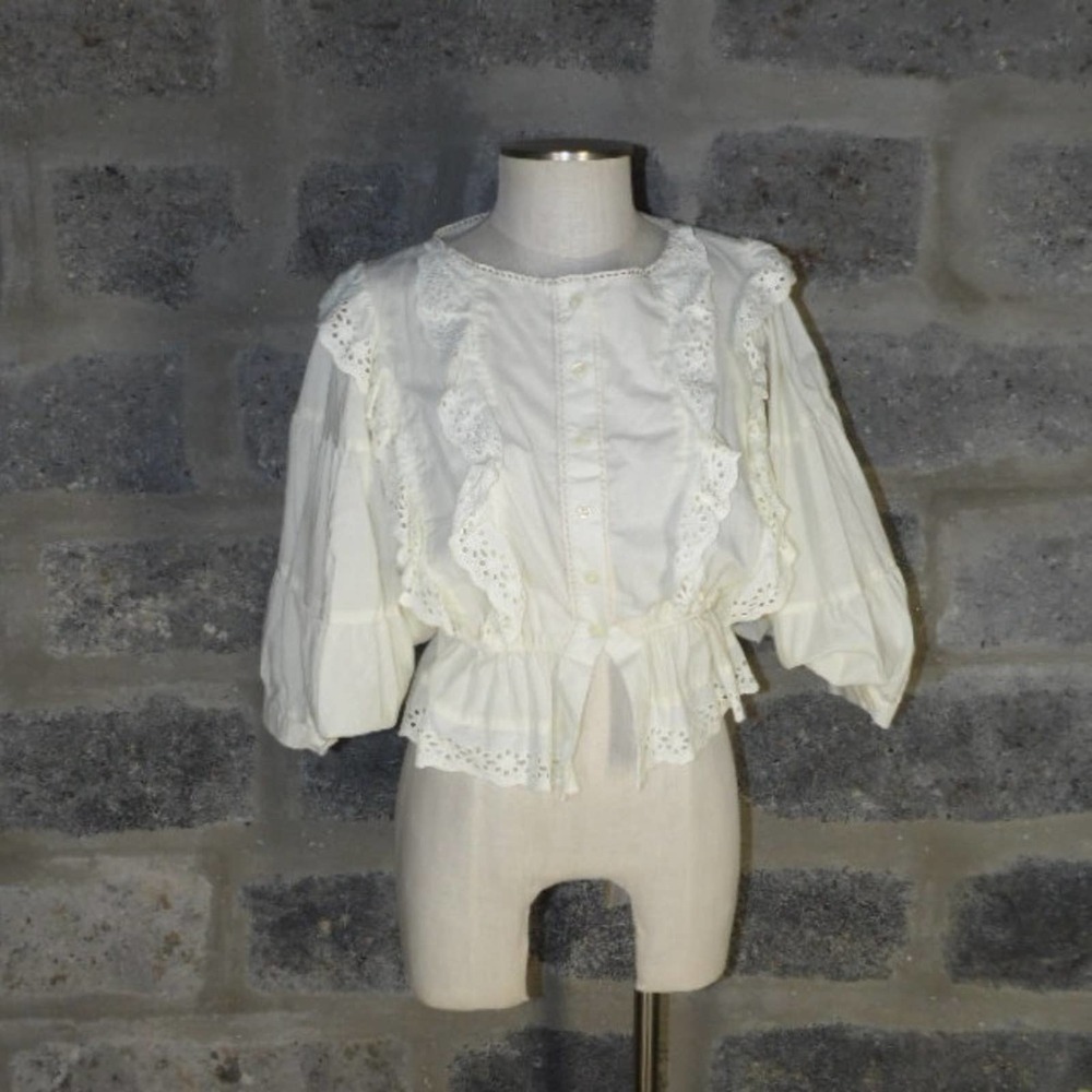 SHOW ROOM ivory cotton eyelet peplum waist shirt flamenco sleeves